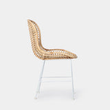 KLAST Lot de 2 Chaises de Salle à Manger en Rotin Naturel avec Pieds Blancs, Design Artisanal, Résistant et Durable, avec des Variations Uniques de Couleur