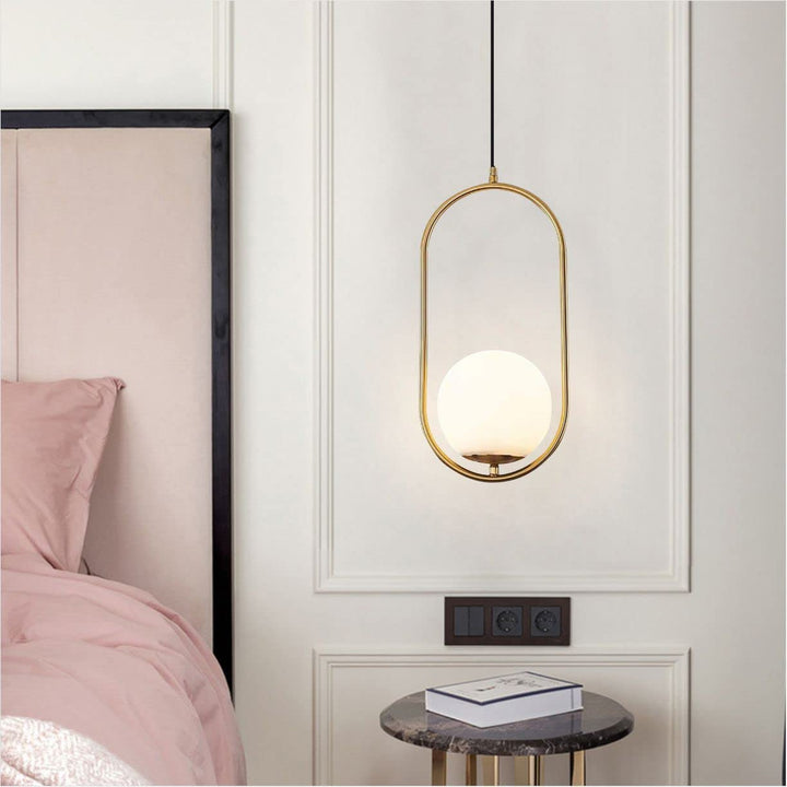 KCO Lighting Suspension Luminaire Rétro Réglable Dorée Avec Boule en Verre Blanc de 15cm pour Restaurant, Salon, Chambre à Coucher, Cuisine, Bar, Couloir