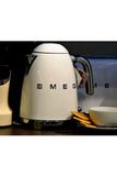 Smeg, Bouilloire Électrique KLF03WHEU 1,7 L, Filtre Anticalcaire Lavable, Arrêt Automatique de Sécurité, Indicateur de Niveau d'Eau, Base Antidérapante, Range Cordon, Puissance 2400W, Blanc