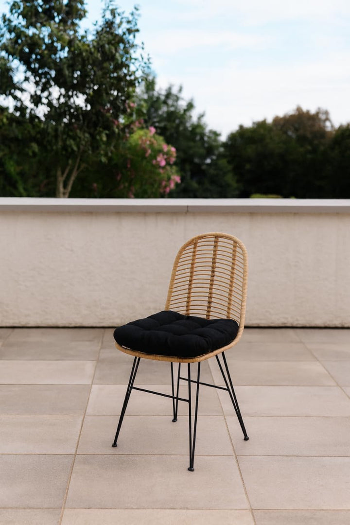 Deconation Chaise en Rotin millau - Beige - Chaise pour Extérieur Ou Intérieur - Pieds en Métal Noir - L 55 X P 45 X H 95 Cm Deconation Chaise en Rotin millau - Beige - Chaise pour Extérieur Ou Intérieur - Pieds en Métal Noir - L 55 X P 45 X H 95 Cm