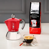 Bialetti - Moka Induction, Cafetière Moka, Convient à Tous Les Types de Plaques de Cuisson, 4 Tasses d'Espresso (150 Ml), Rouge