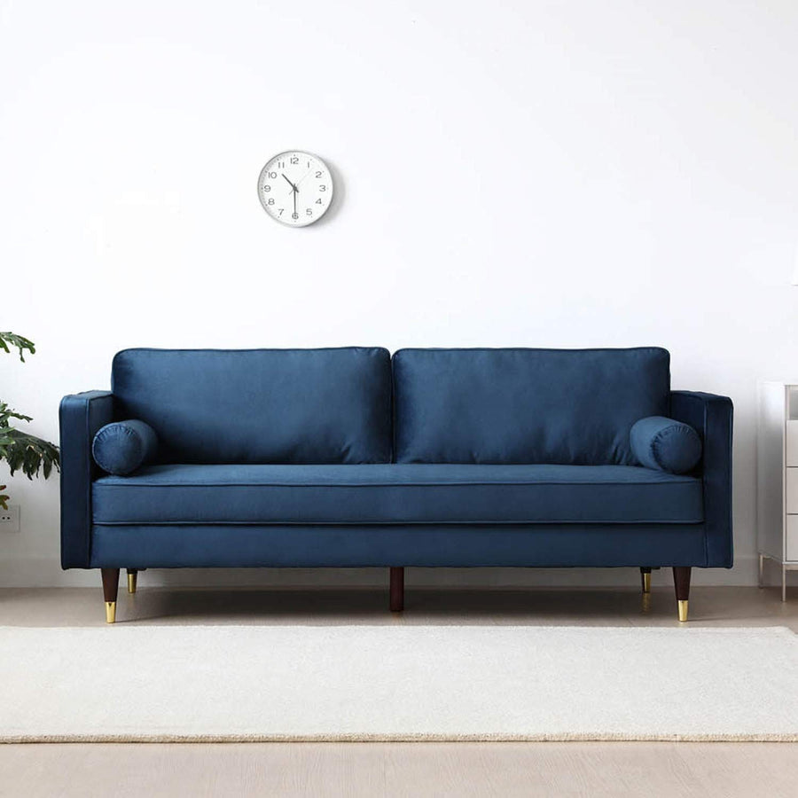 CONCEPT USINE - Canapé Nalha Bleu en Velours 3 Places - Revêtement en Velours 100% Polyester - avec Accoudoirs - 2 Longs Coussins Ronds Déhoussables - Largeur 199 cm - Résistant, Design Élégant CONCEPT USINE - Canapé Nalha Bleu en Velours 3 Places - Revêtement en Velours 100% Polyester - avec Accoudoirs - 2 Longs Coussins Ronds Déhoussables - Largeur 199 cm - Résistant, Design Élégant