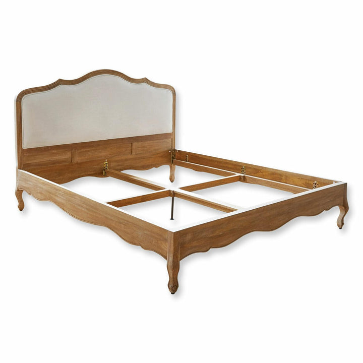 Loberon Lit Serravalle, cadre sculpté à la main, style maison de campagne française, tête de lit incurvée ornementale, meuble de chambre, lit en bois, bois de manguier, lin, marron/blanc Loberon Lit Serravalle, cadre sculpté à la main, style maison de campagne française, tête de lit incurvée ornementale, meuble de chambre, lit en bois, bois de manguier, lin, marron/blanc