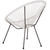 Chaise Fauteuil Type Spaghetti en Rotin PE Blanc et Acier Design Tendance pour Salon Chambre Terrasse ou Jardin au Style Moderne et Industriel Beliani