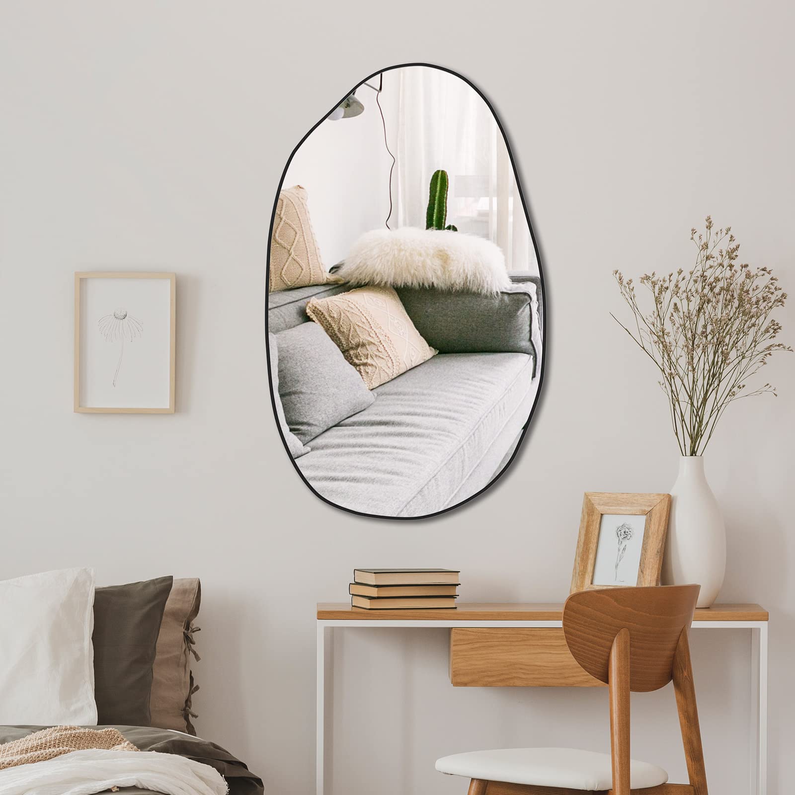 Miroir mural irrégulier, Miroir asymétrique noir en forme de nuage Miroir mural irrégulier, Miroir asymétrique noir en forme de nuage