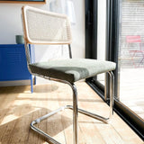 HOMIFAB Lot de 2 chaises en cannage Velours côtelé Vert Kaki et métal chromé - Muse