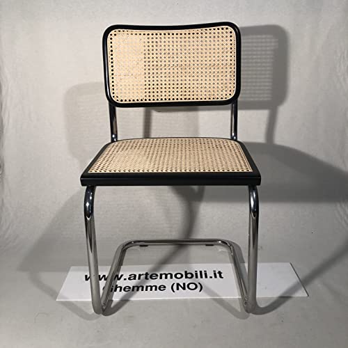 Chaise en paille de Vienne est hêtre naturel laqué noir Chaise en paille de Vienne est hêtre naturel laqué noir