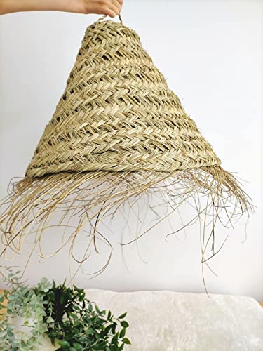 Suspension paille tressée, Suspension luminaire bohème, Suspension paille forme cône Suspension paille tressée, Suspension luminaire bohème, Suspension paille forme cône