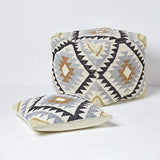 HOMESCAPES Pouf carré en Laine Kilim Agra, Pouf tressé à Motif géométrique, Pouf berbère et bohème déco 43 cm