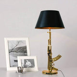 Lampe de chevet hôtel spot ak47 doré lampe de table pistolet lampe de table hôtel créatif décoration simple personnalité @ 2