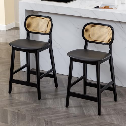 Wahson Tabouret de Bar Rotin Lot de 2, Chaise de Bar en Bois et Cannage Tabouret Bois avec Coussin Imperméable, Chaise Haute Bar Rétro pour Cuisine et Bar, Noir Wahson Tabouret de Bar Rotin Lot de 2, Chaise de Bar en Bois et Cannage Tabouret Bois avec Coussin Imperméable, Chaise Haute Bar Rétro pour Cuisine et Bar, Noir