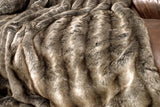 Couverture en fourrure en fausse fourrure loup gris/marron 220 x 240 cm